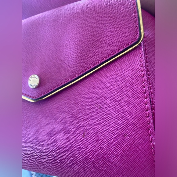 MICHAEL MICHAEL KORS PURSE - Picture 5 of 13